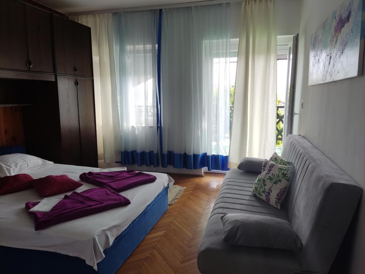 Apartment Teresa With Big Terrace Dramalj Crikvenica Bagian luar foto