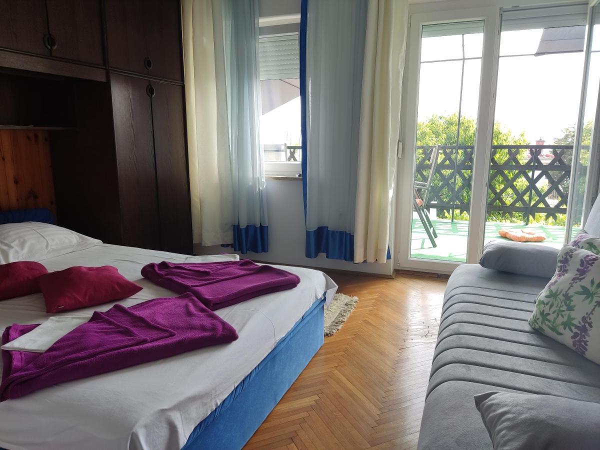 Apartment Teresa With Big Terrace Dramalj Crikvenica Bagian luar foto