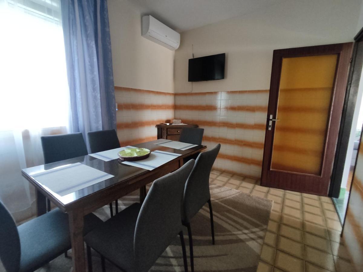 Apartment Teresa With Big Terrace Dramalj Crikvenica Bagian luar foto