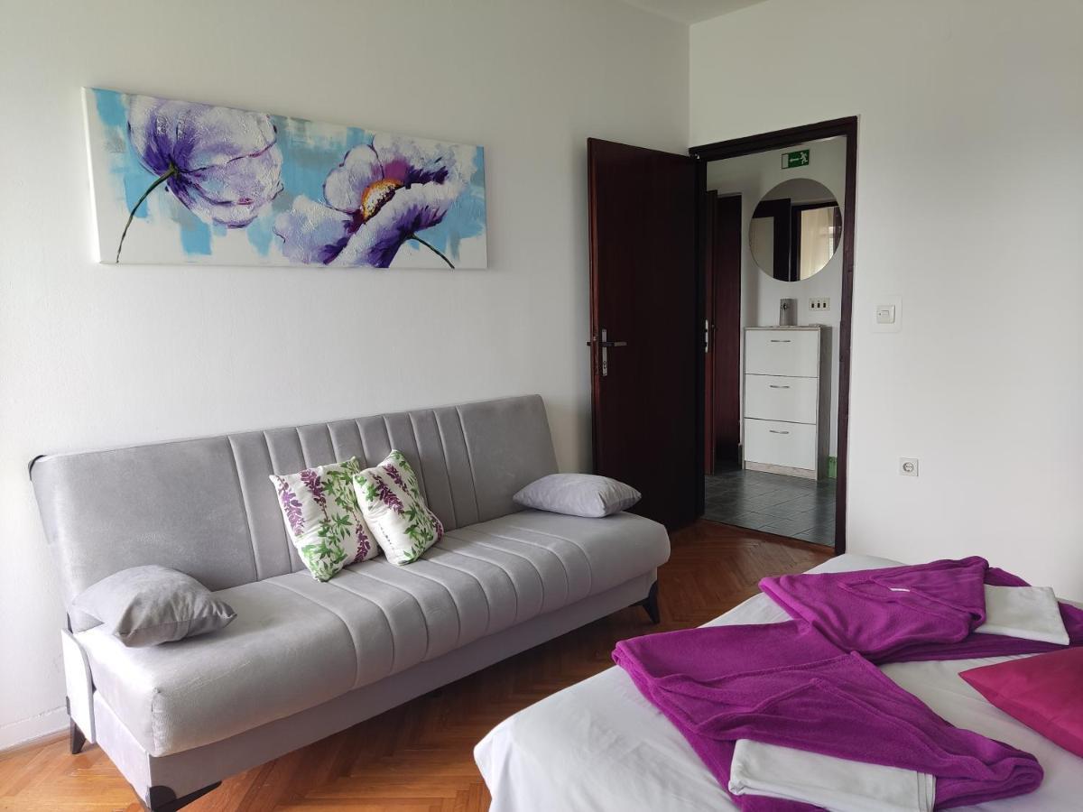 Apartment Teresa With Big Terrace Dramalj Crikvenica Bagian luar foto