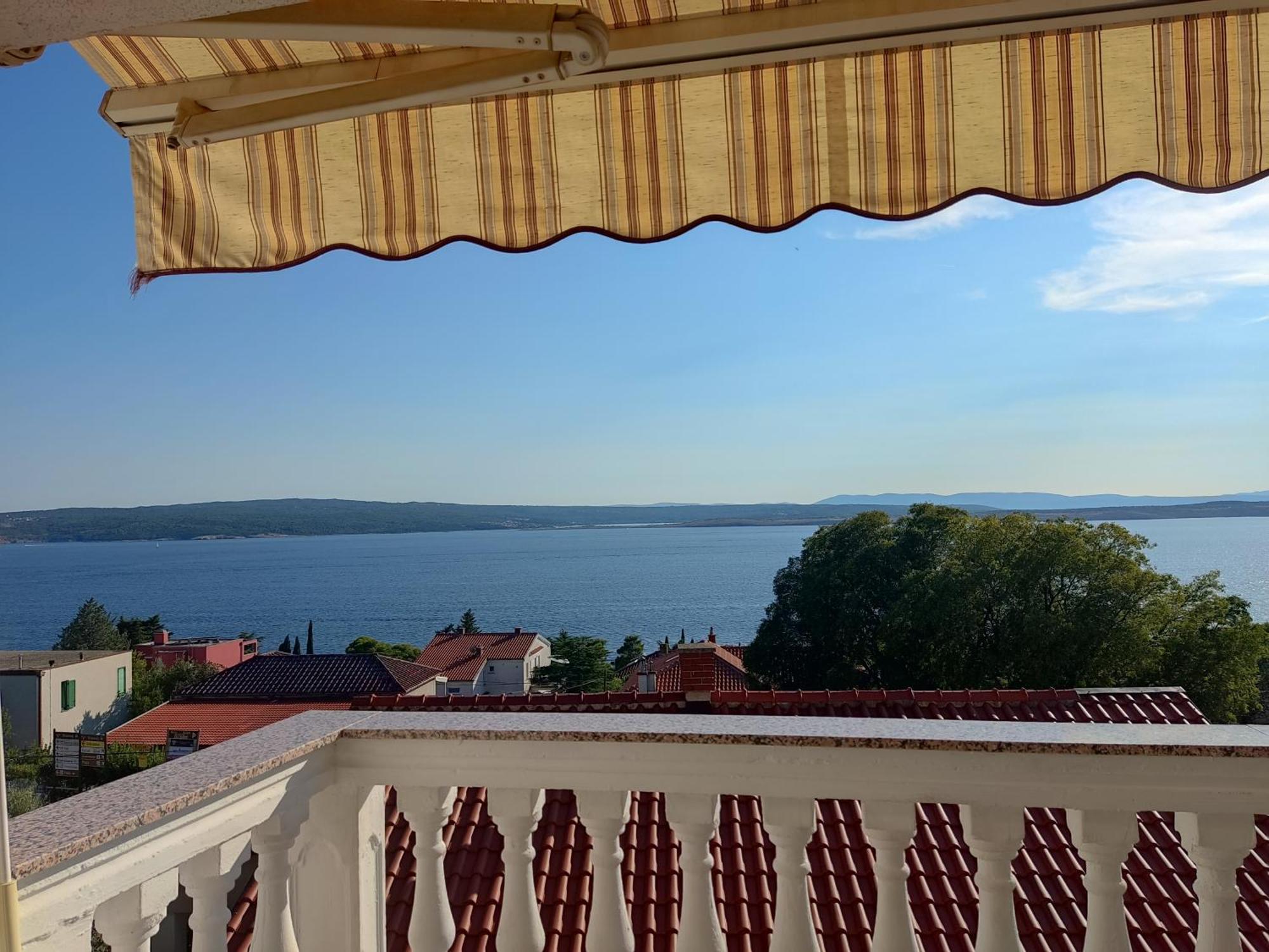 Apartment Teresa With Big Terrace Dramalj Crikvenica Bagian luar foto